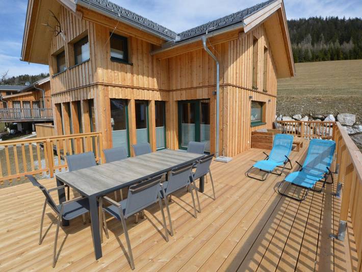 Chalet für 8 Personen, mit Terrasse und Garten sowie Sauna in der Steiermark