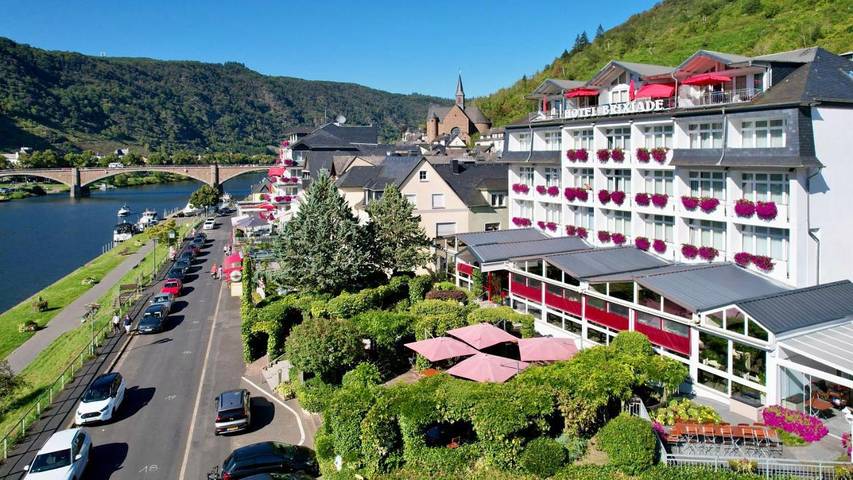 Hotel für 2 Personen, mit Sauna und Ausblick sowie Pool und Garten, mit Haustier in Reichsburg Cochem - 4