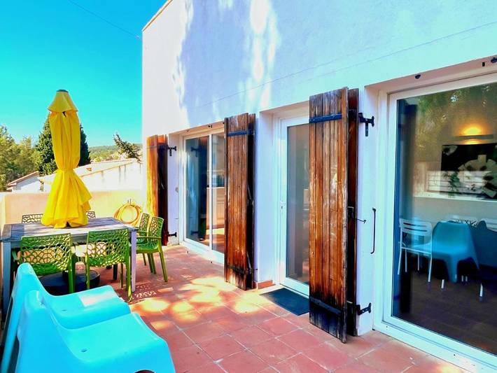 Gîte pour 6 personnes, avec terrasse dans Calanque De Port Pin Cassis - 2