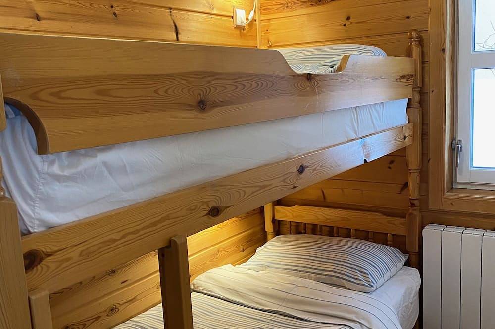Chalet de ski 6 couchages avec feu de bois et toutes commodités in La Foux d'Allos, Allos