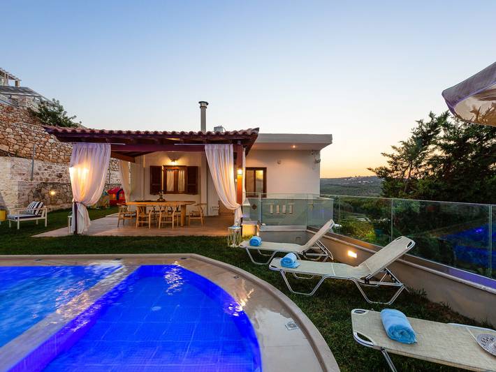 Ferienhaus für 5 Personen, mit Garten und Pool, mit Haustier
