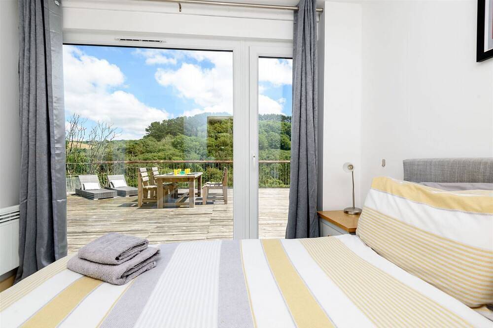 Moderne Villa für vier Personen mit großem Balkon und Meerblick in Cornwall