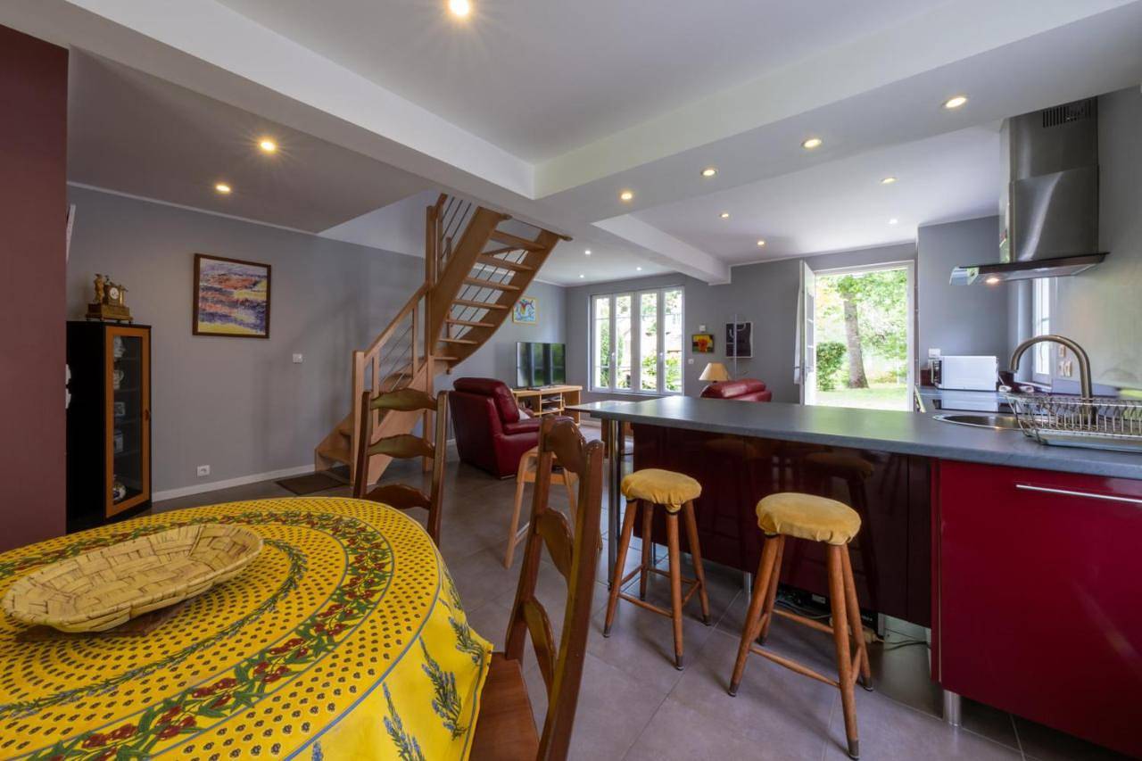 Two-Bedroom House in Cernoy-en-Berry, Région de Montargis