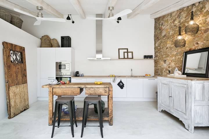 Casa rural para 11 personas, con Terraza además de Jardín y Piscina en San Jordi Desvalls - 3