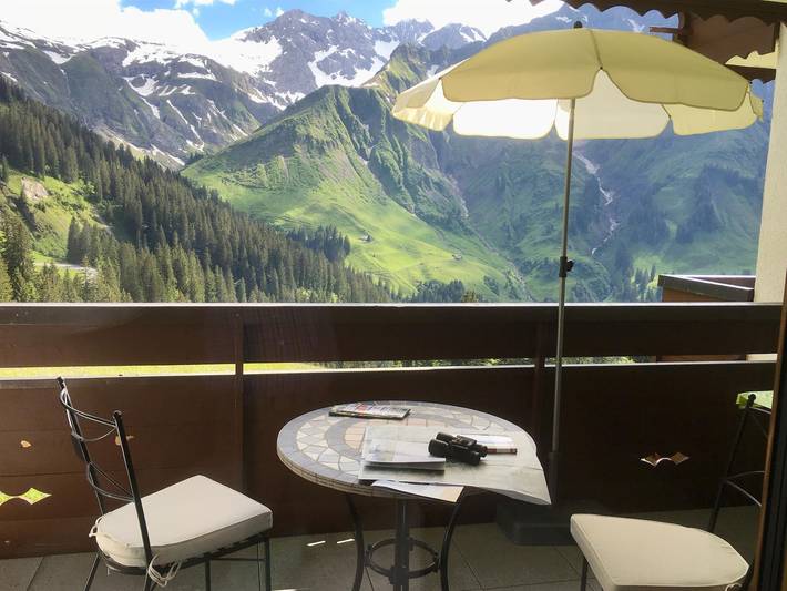 Ferienwohnung für 3 Personen, mit Balkon und Garten sowie Pool und Sauna, kinderfreundlich in Schröcken - 4