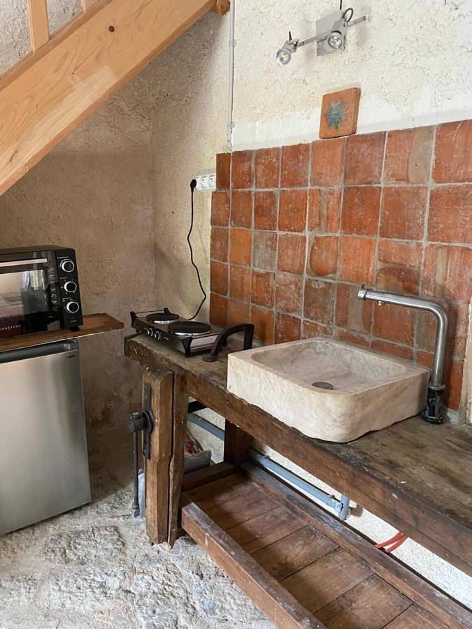 Location de vacances pour 3 personnes, avec vue à Lurcy-le-Bourg - 3