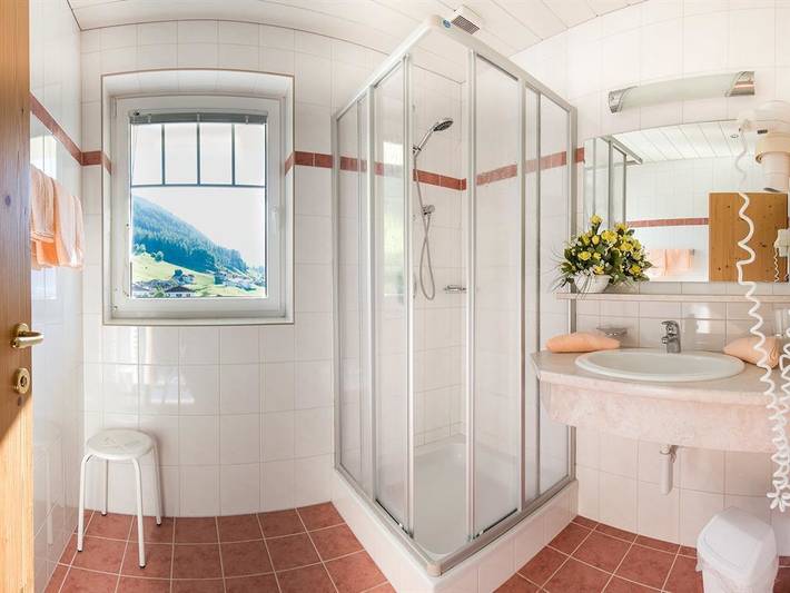 Ferienwohnung für 4 Personen, mit Balkon und Terrasse sowie Garten im Stubaital - 4