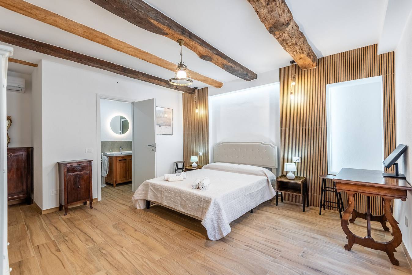 Zimmer 'Castagno - Antiche Dimore di Vescovado' mit Pool und gemeinsamem Garten in Murlo, Siena Provinz