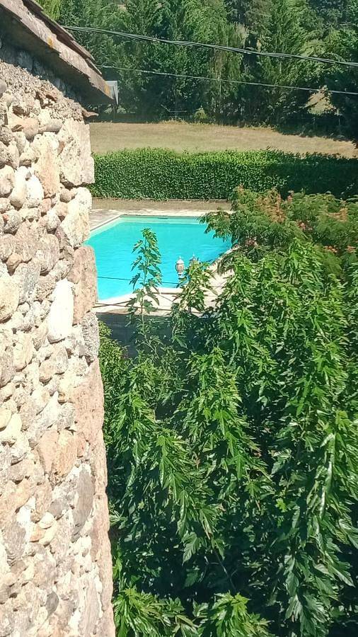 Appartement de vacances pour 3 personnes, avec vue ainsi que jardin et piscine