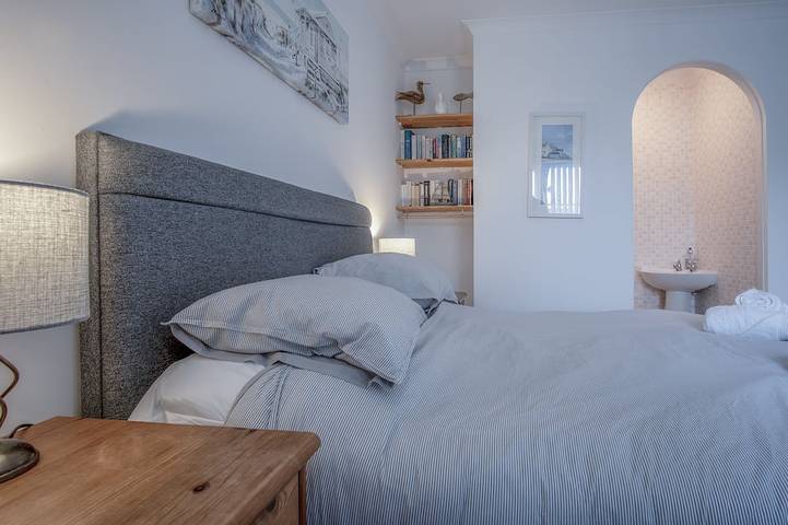 Day Dreams , 3 Bed House,  Close To Saundersfoot Village Centre (With Wi Fi) in Saundersfoot, Pembrokeshire
