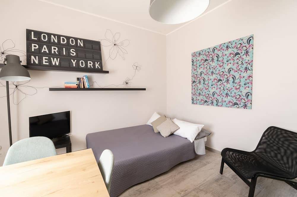 Entire apartment, Guesthost - Lovely Apartment in Barletta in Barletta, Via Francigena