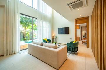 Villa für 12 Personen in Phuket, Thailand, Bild 1