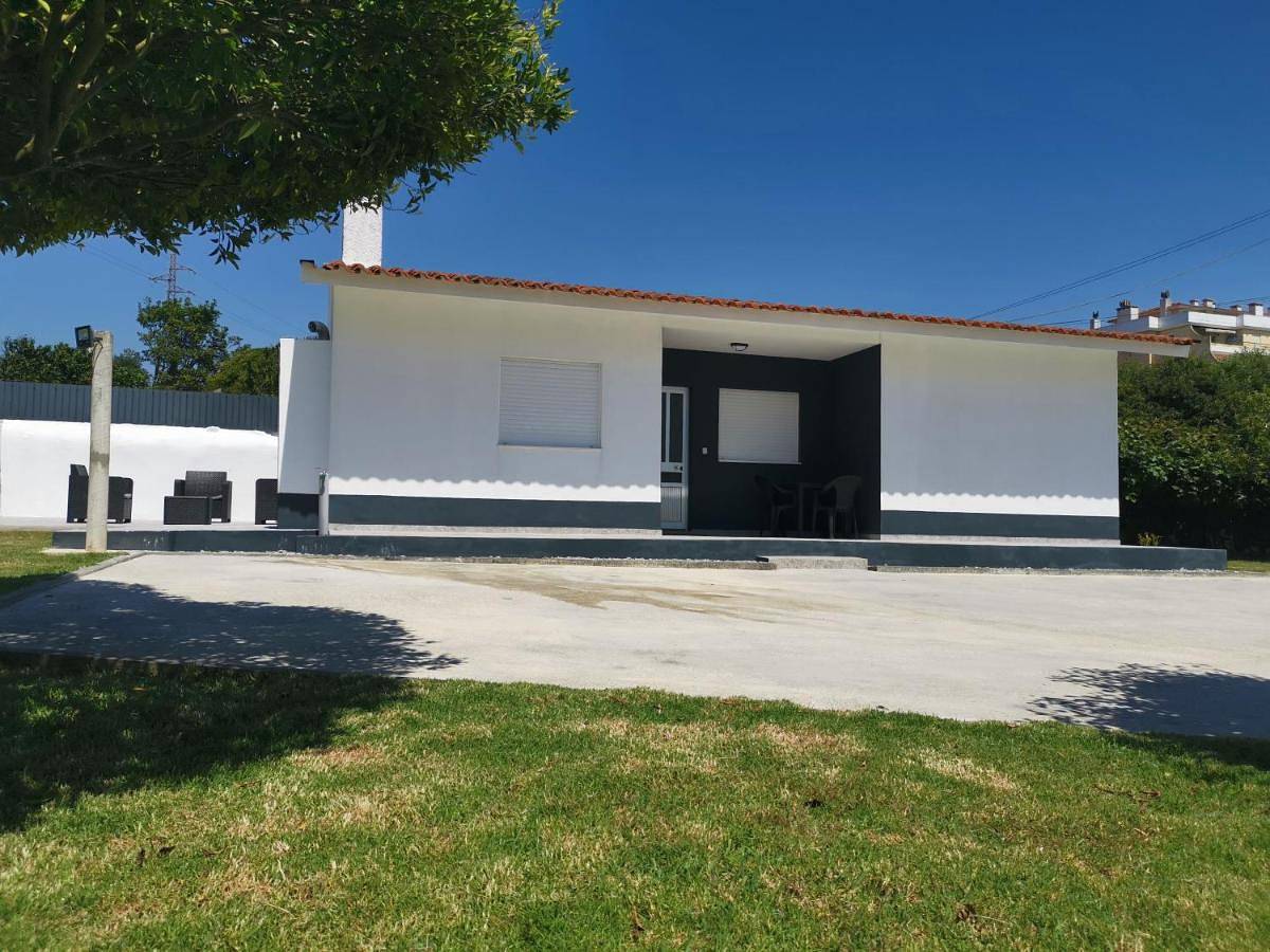 Casa la Grenadine in Esmoriz, Distrito de Aveiro
