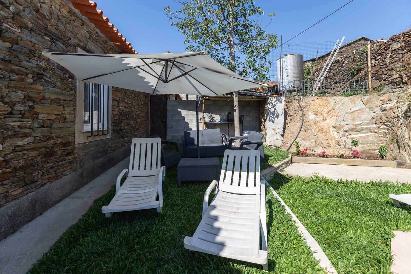 Casa das Dognas by Hopstays | Vista Rio in Raiva, Pedorido e Paraíso, Aveiro Distrikt
