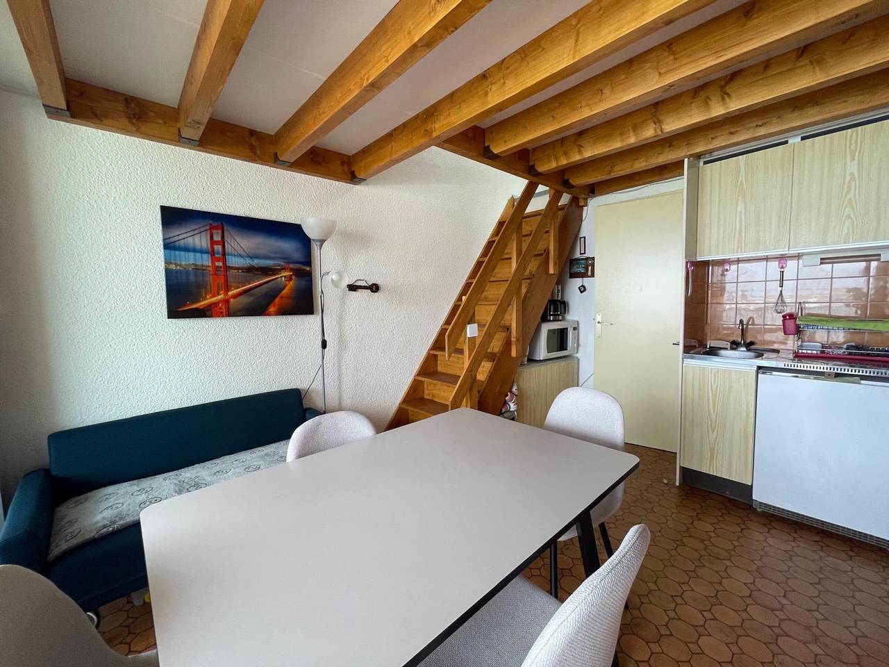 Apartamento entero, Saint-Cyprien - Dúplex 2 habitaciones con terraza y aparcamiento privado, vista al puerto in Saint-Cyprien, Côte d'Améthyste