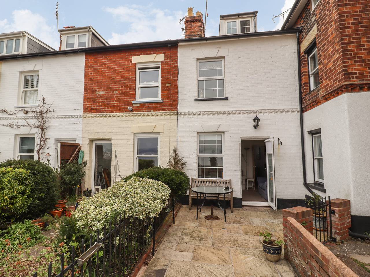 9 Harefield Cottages in Lympstone, Devon