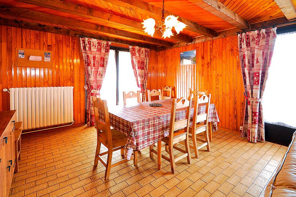 Appartement de vacances entier, Appartement de vacances pour 8 personnes avec balcon in Chatel, Les Portes du Soleil