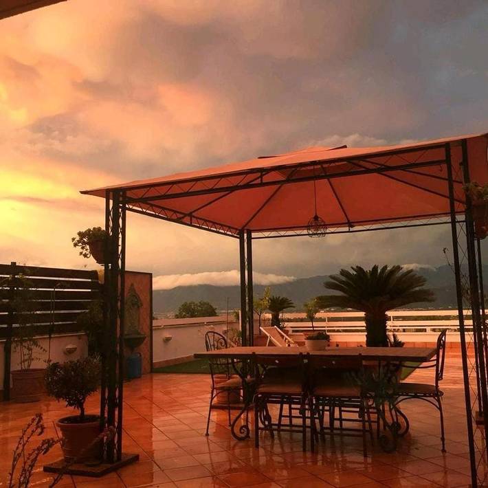 Appartamento per 14 persone, con Balcone e Idromassaggio nonché Terrazza e Panorama a Somma Vesuviana