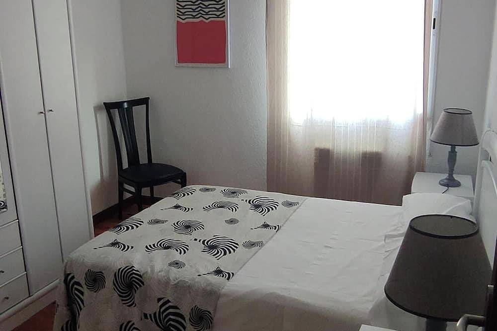 Entire apartment, In the middle of a cultural, gastronomic and leisure area. in Santander, Cantabrian Coast