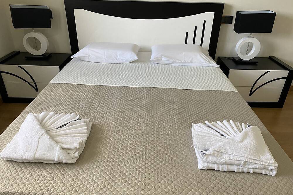 Magnifique villa contemporaine avec vue dans un écrin de verdure. in Fafe, Distrito de Braga