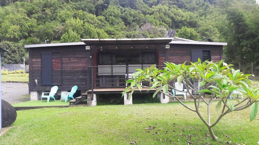 Maison de campagne pour 2 personnes, avec jardin ainsi que jacuzzi et piscine dans Riviere Du Mat