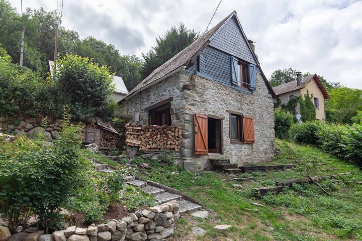 Location de vacances pour 8 personnes, avec jardin, adapté aux familles à Cazaux-Fréchet-Anéran-Camors