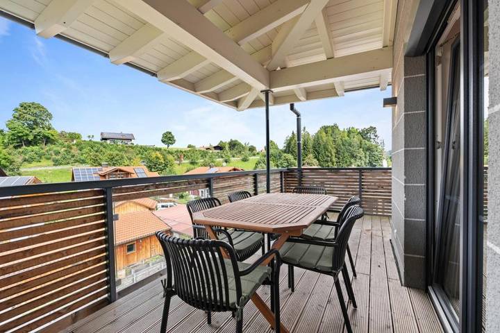Hütte für 6 Personen, mit Ausblick und Terrasse in Nesselwang