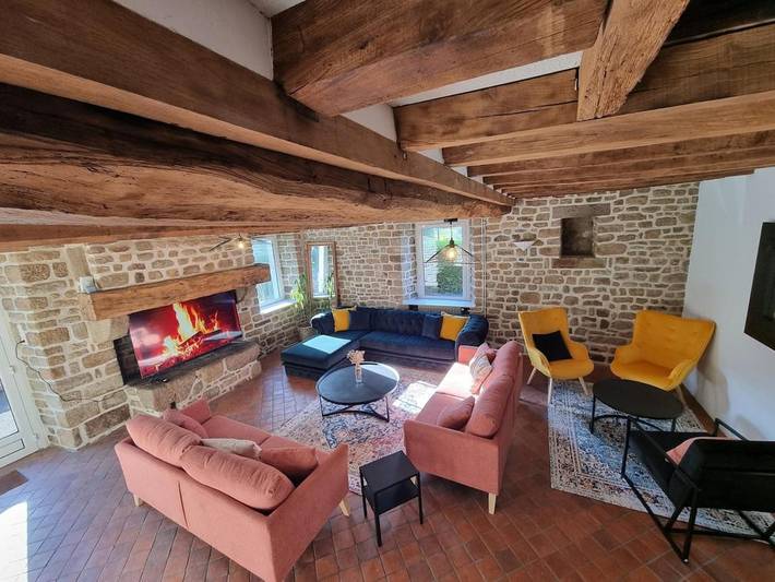 Location de vacances pour 14 personnes, avec piscine ainsi que jardin et jacuzzi à Saint-Quentin-sur-le-Homme - 3