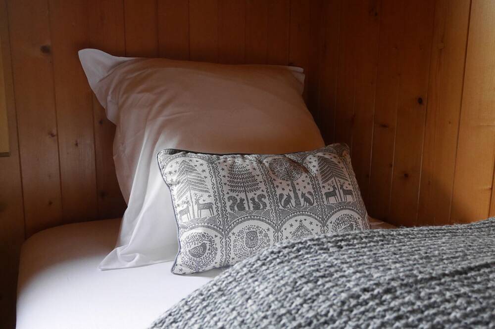 Authentisches Chalet als Ganzes vermietet in Schwendi b. Grindelwald, Grindelwald