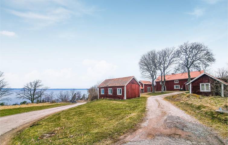 Ferienhaus für 7 Personen, mit Garten und Seeblick in Ödeshög