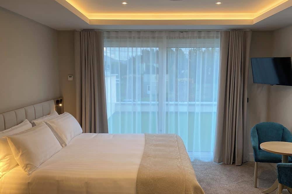 Killarney Co.Kerry Luxurious accommodations 5 mins walk town centre in Scrahane, Killarney