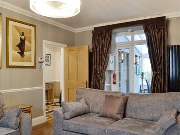 Log Cabin for 4 People in Brecon, Powys, Photo 3