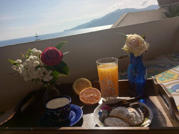 Location de vacances pour 6 personnes, avec vue sur le lac ainsi que jardin et vue à Santa Marina Salina - 2