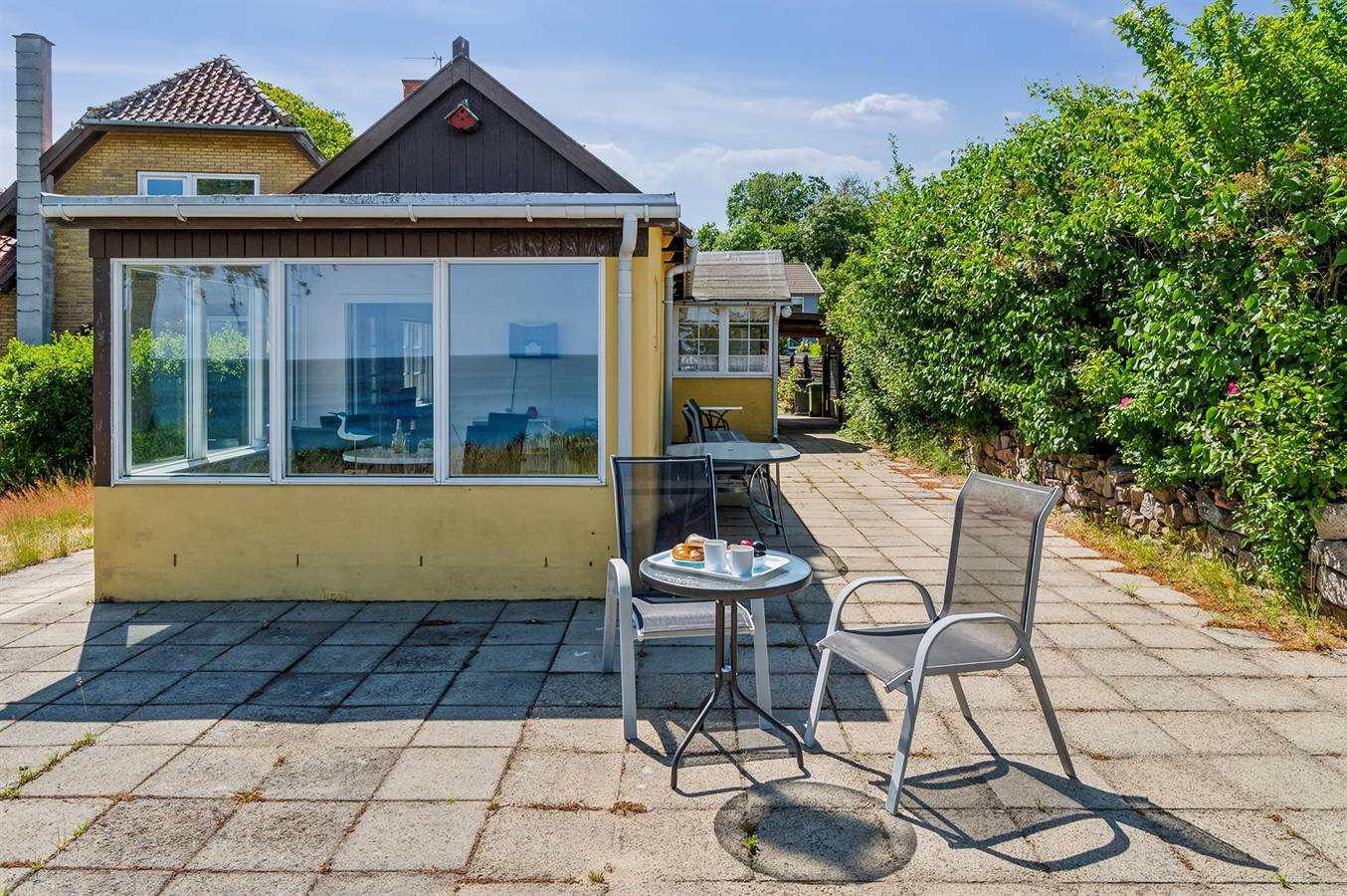 Ganze Wohnung, Pet friendly apartment in Allinge with house sea view in Sandkås, Allinge