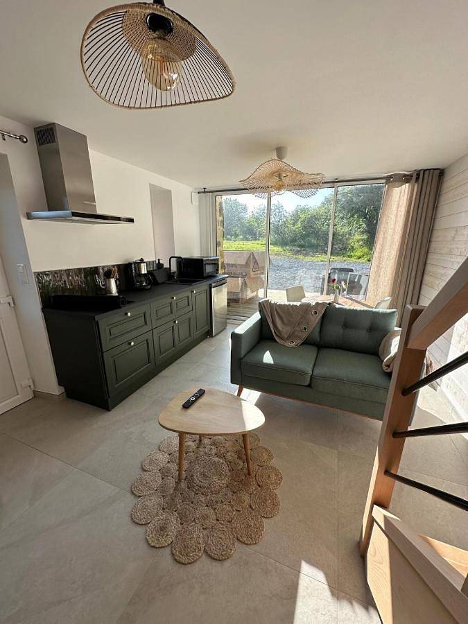 Location de vacances pour 2 personnes, avec Terrasse et Jardin à Picauville