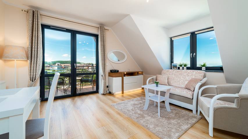 Ferienwohnung für 3 Personen, mit Balkon und Terrasse in Karpacz - 2
