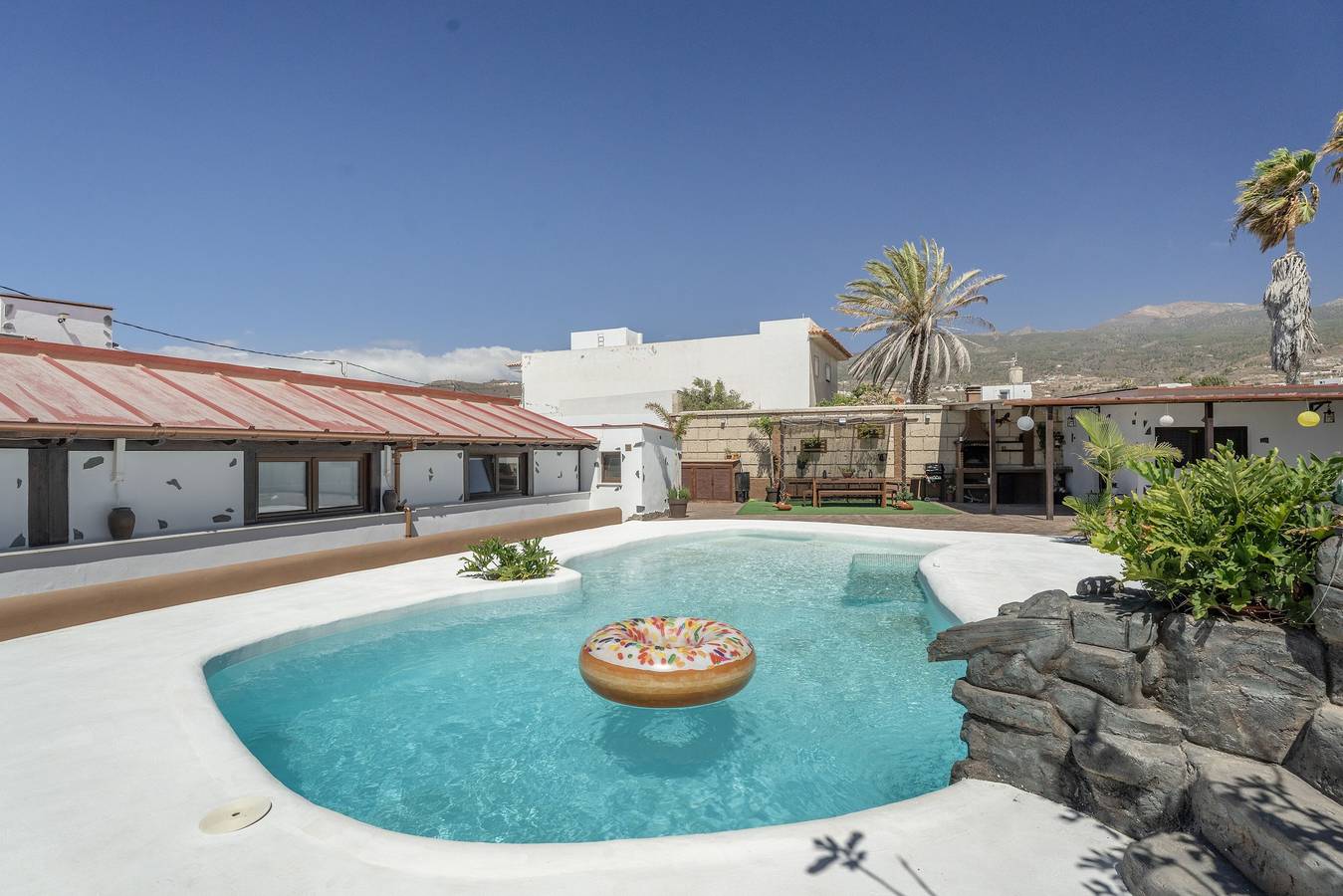 Holiday Home 'Abuelo Manuel' with Sea View, Wi-Fi & Air Conditioning in El Desierto (Granadilla de Abona), Granadilla de Abona