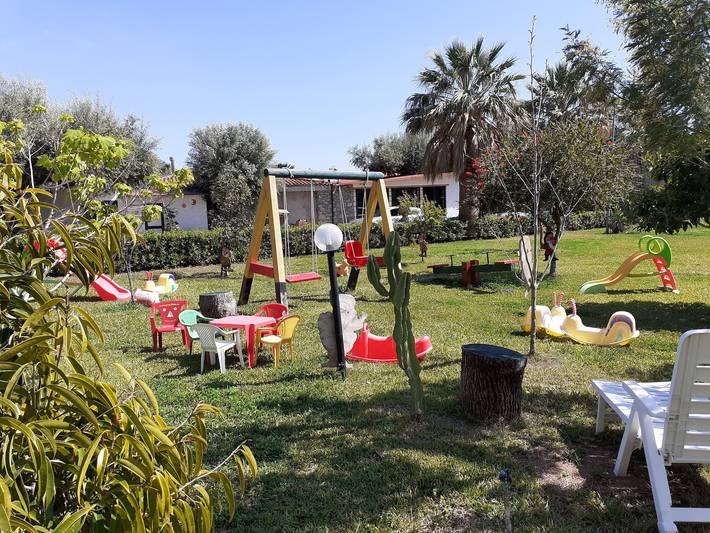 Agriturismo per 4 persone, con piscina per bambini e giardino in Capo Vaticano