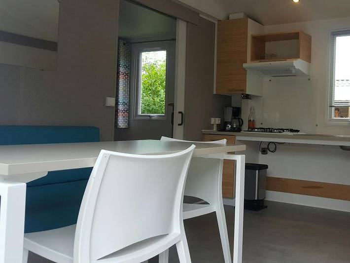 Camping Entre Terre et Mer  - Mobilheim 4 personen - Mobilheim Pmr Confort (2 Zimmer) geeignet für Personen mit eingeschränkter Mobilität in Pont-Scorff, Côte des Mégalithes