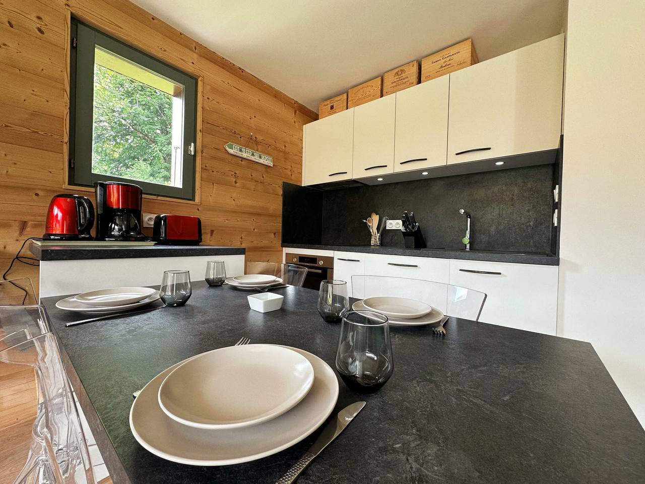 Appartement entier, Cosy appartement avec jardin privé et Wifi à Samoëns in Samoëns, Région de Bonneville
