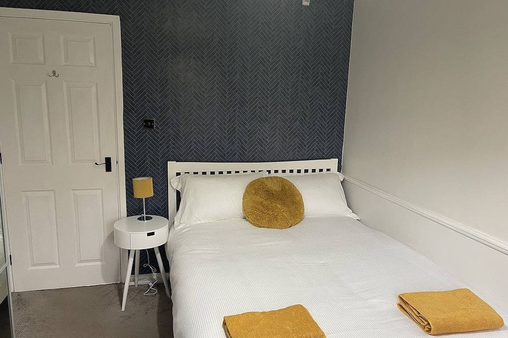 Entire apartment, Modern 1 Bed ground floor apartment in Dartford, Kent