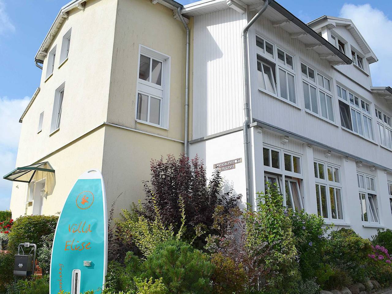 Ganze Ferienwohnung, Villa Elise - Bungalow: 34 m², 2-Raum, 2 Pers., Terrasse, Wlan in Göhren, Rügen