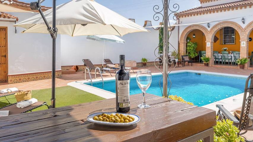 Villa el Señorío Alameda by Ruralidays in Alameda, Málaga Provinz