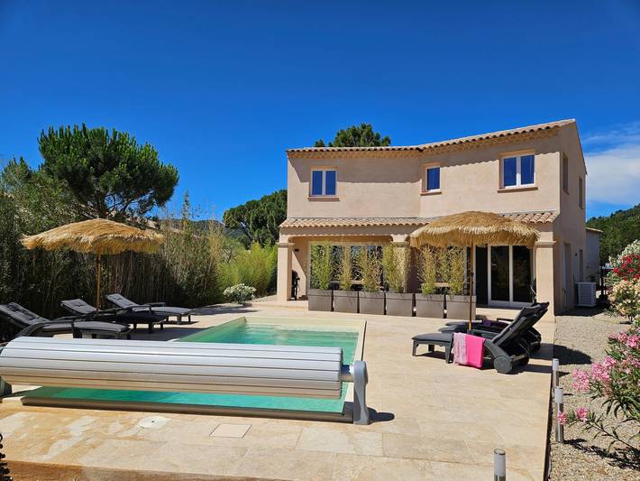 Location de vacances pour 6 personnes, avec jardin et terrasse à Le Plan-de-la-Tour - 3