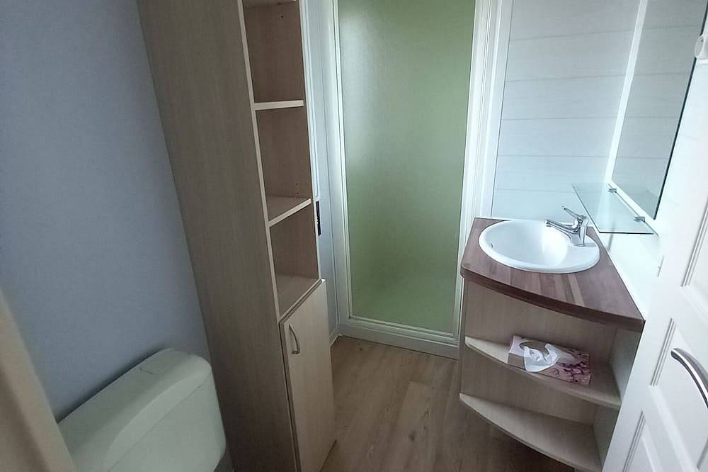 Mobil Home 40 m² , 4 personnes en Provence Verte. in Rocbaron, Côte méditerranéenne (France)