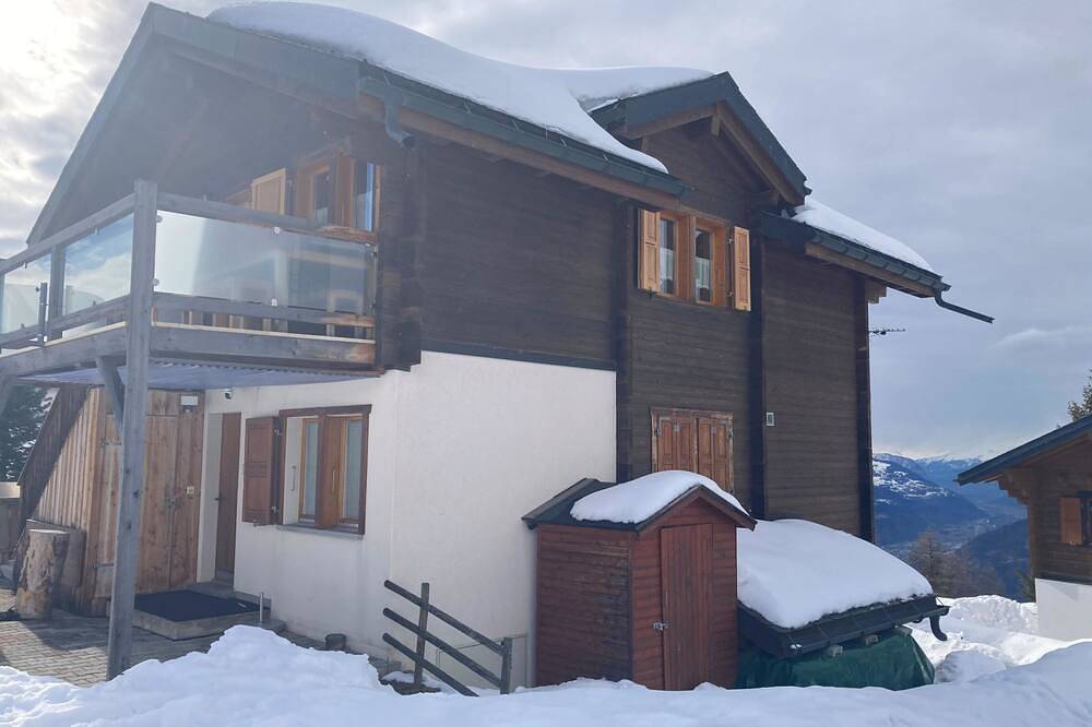 Ganze Wohnung, Chalet Sonne Appartement/Fewo, Dusche, Wc 2-Zimmerwohnung, Dusche, Wc in Rosswald, Brig