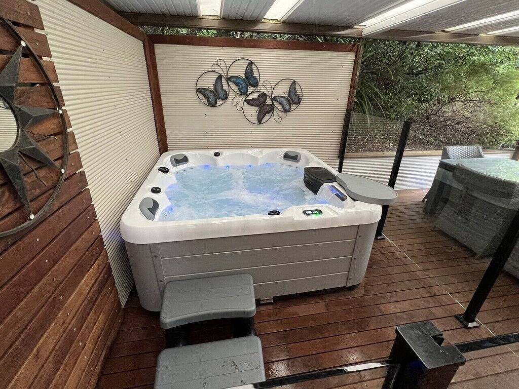 Tea Tree Breeze by Ready Set Stay- Unlimited Wifi & Great Location in Melbourne, Mornington Peninsula