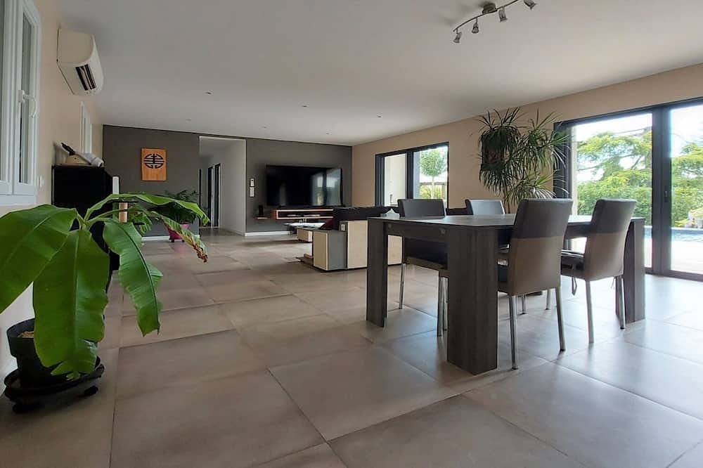 Villa Plain Pied in Fayence, Draguignan region