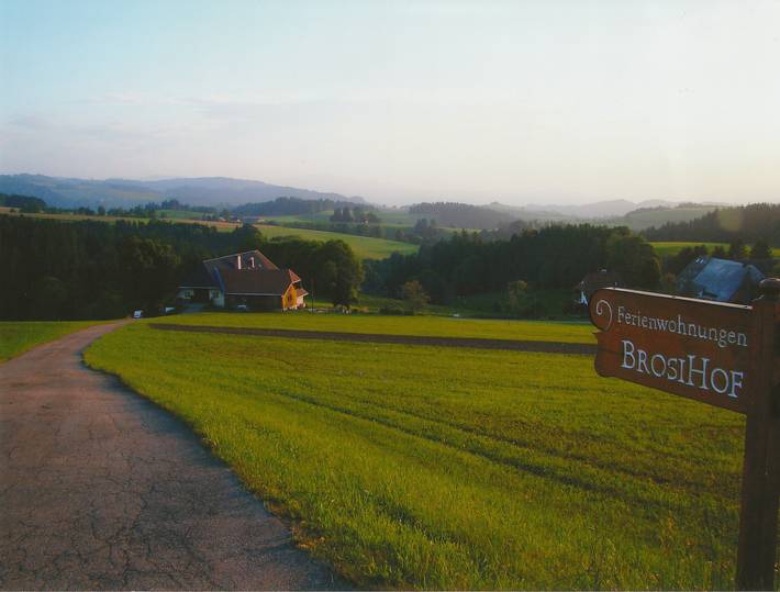 Entire apartment, Apartment '2- Ost' with Private Garden, Balcony and Wi-Fi in St. Märgen, Southern Black Forest