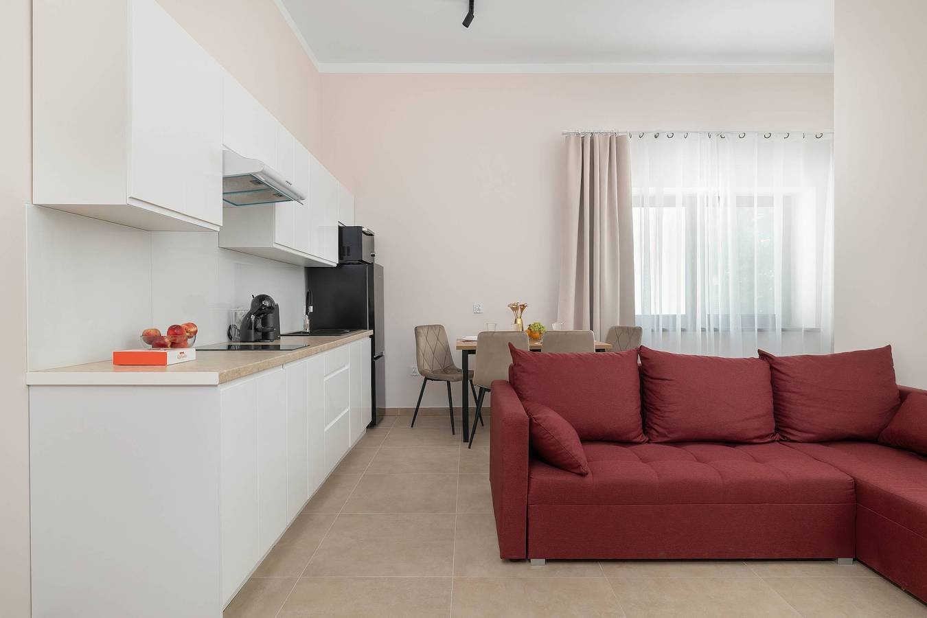 Całe studio, Charming Studio for 4   Cosiness and Comfort in Bielsko-Biała, Śląsk